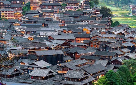 贵州6种常见的外墙仿石漆施工工艺！